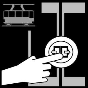tram: open doors / open door of the tram